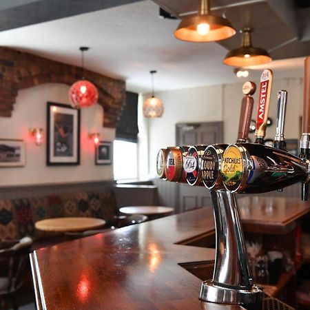 The Seale Arms Hotel Дартмут Екстериор снимка