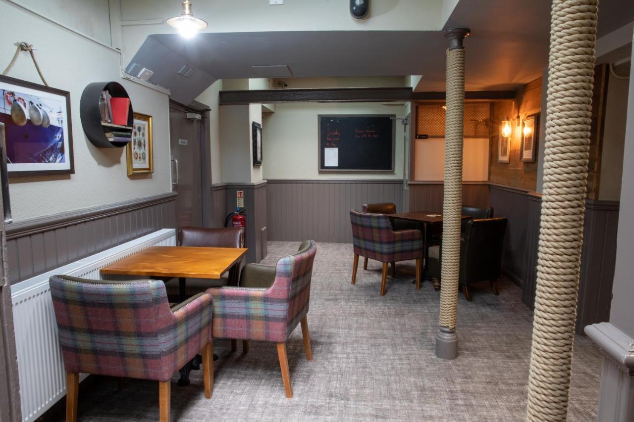 The Seale Arms Hotel Дартмут Екстериор снимка