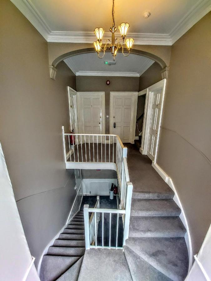 The Seale Arms Hotel Дартмут Екстериор снимка