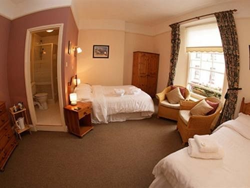 The Seale Arms Hotel Дартмут Екстериор снимка